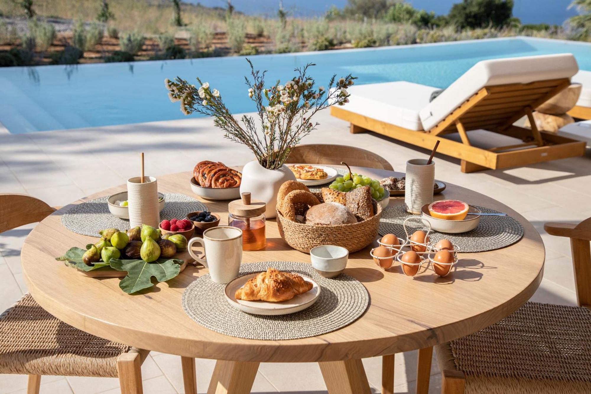 Avertosia Luxury Villas Argostoli  Exterior photo